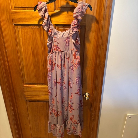 Chelsea28 Ruffle Neck Chiffon Midi Dress in Purple Quail Floral Trial Small - Picture 3 of 8